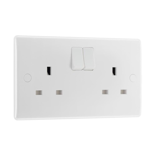 2 Gang 13A SP Switched Socket Outlet in Moulded White Rounded Edges BG Nexus 822-01